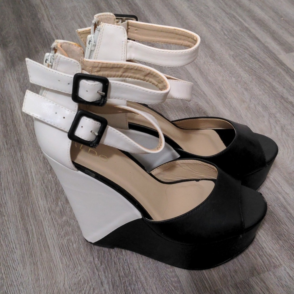 Aldo wedges